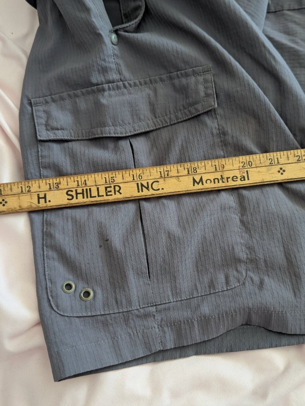 Under Armour Grey Ripstop Cargo Golf Shorts 30 - Picture 8 of 16